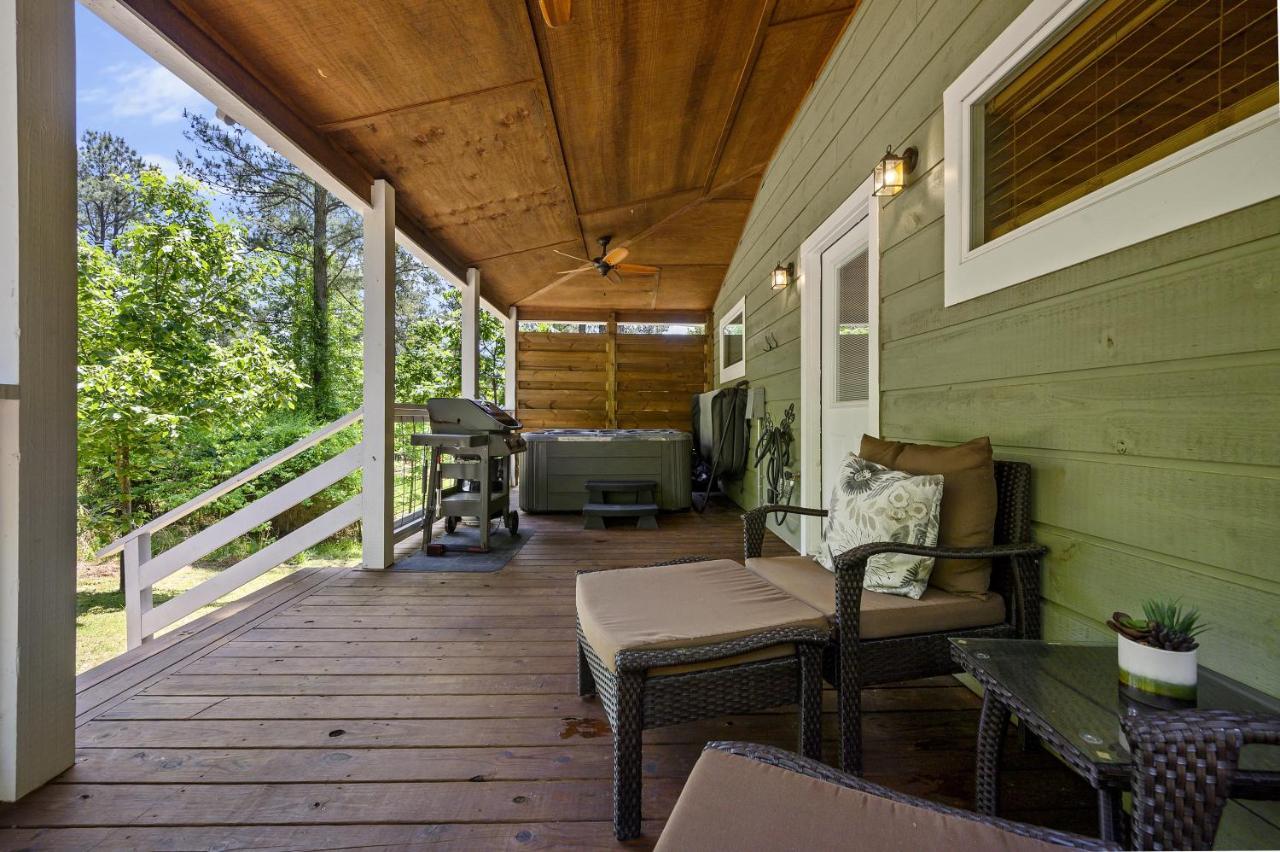Convenient Romantic Hot Tub Bbq 3-Night Special! Broken Bow Exterior photo